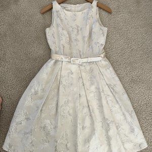Evan Picone silver metallic threaded & cream colored cocktail dress